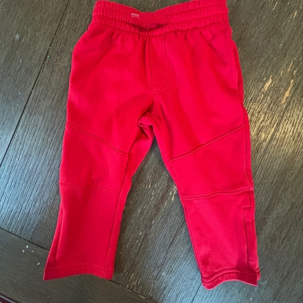 OshKosh B'gosh 3T Red & Black Joggers-excellent condition. Can go with anything! - Picture 5 of 8
